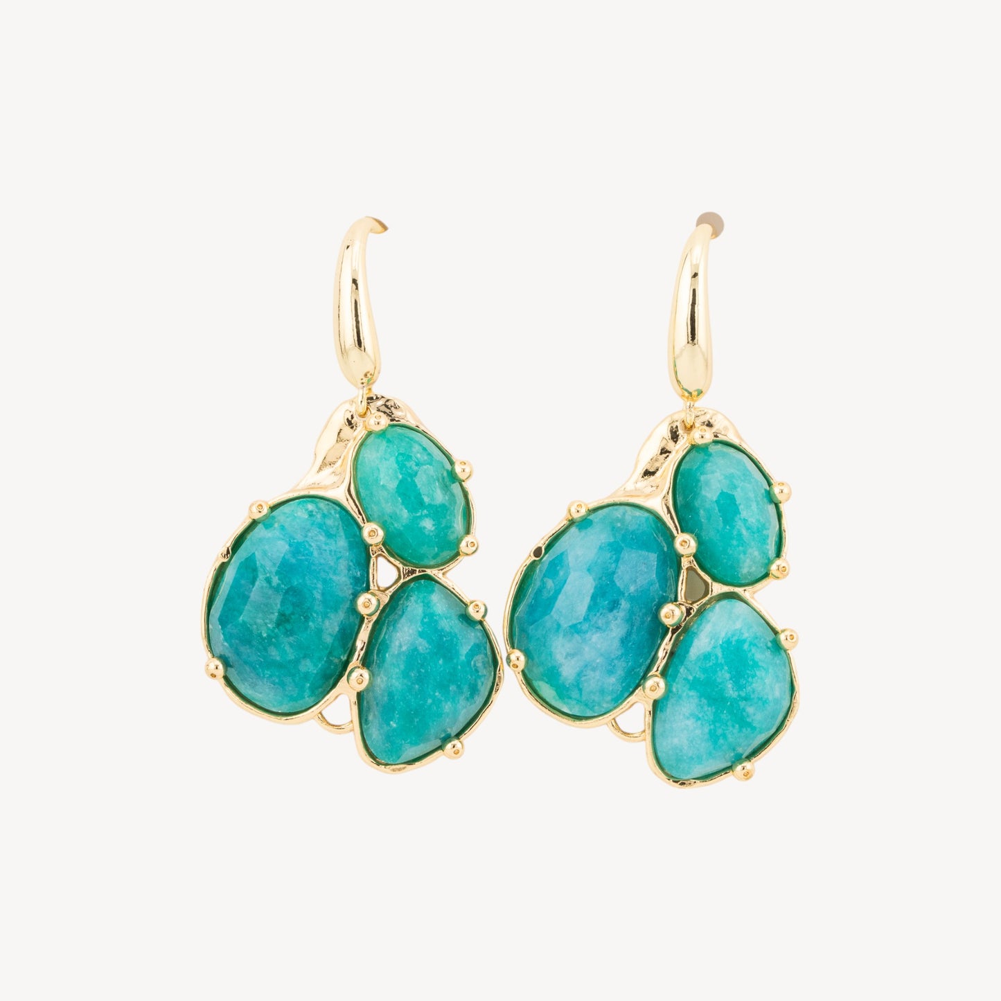 Elegant Earrings in Gilded Bronze with Pendant of Hard Stones: Jade and Amazonite