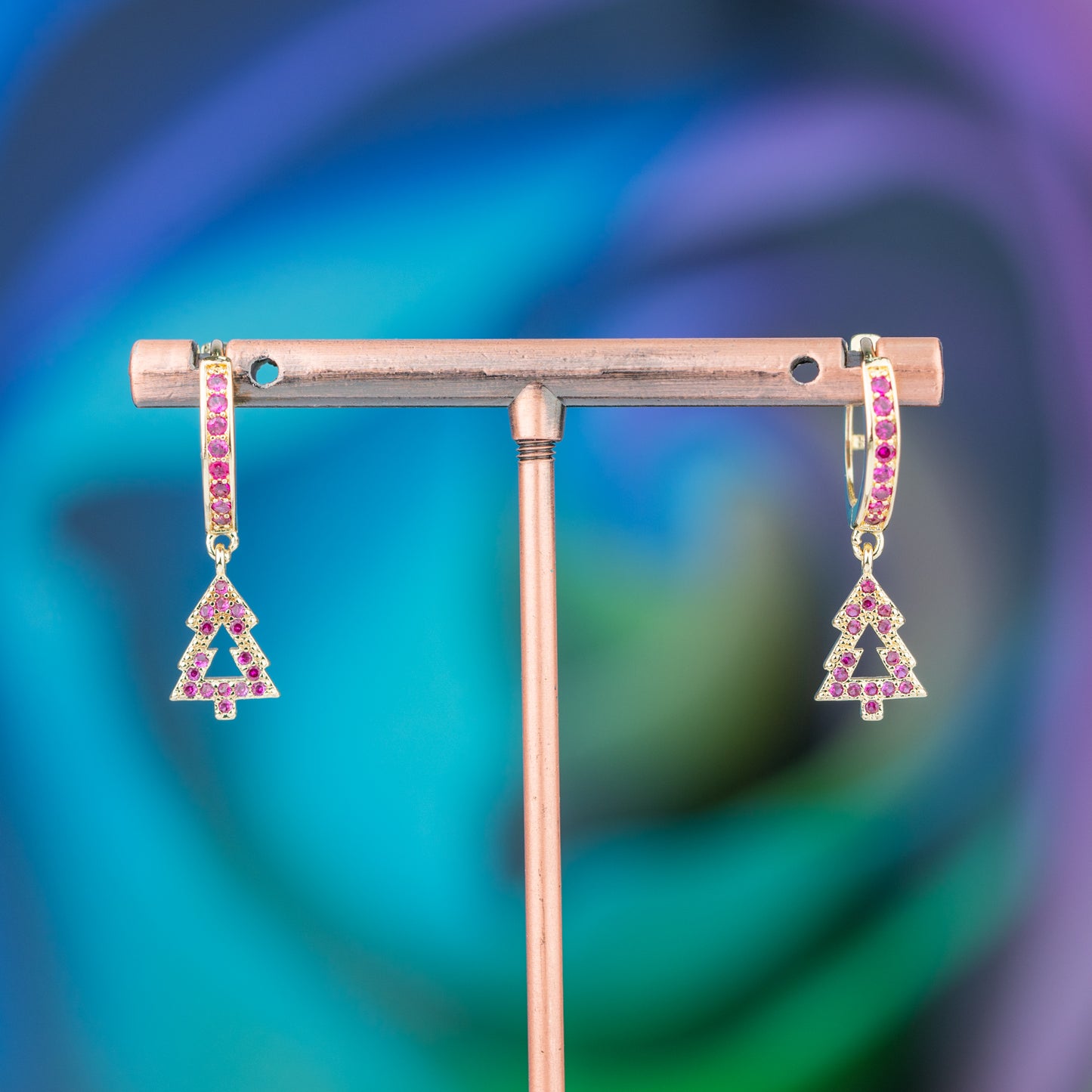 Bronze Stud Earrings with Zirconia: Natural Elegance with Gold Details