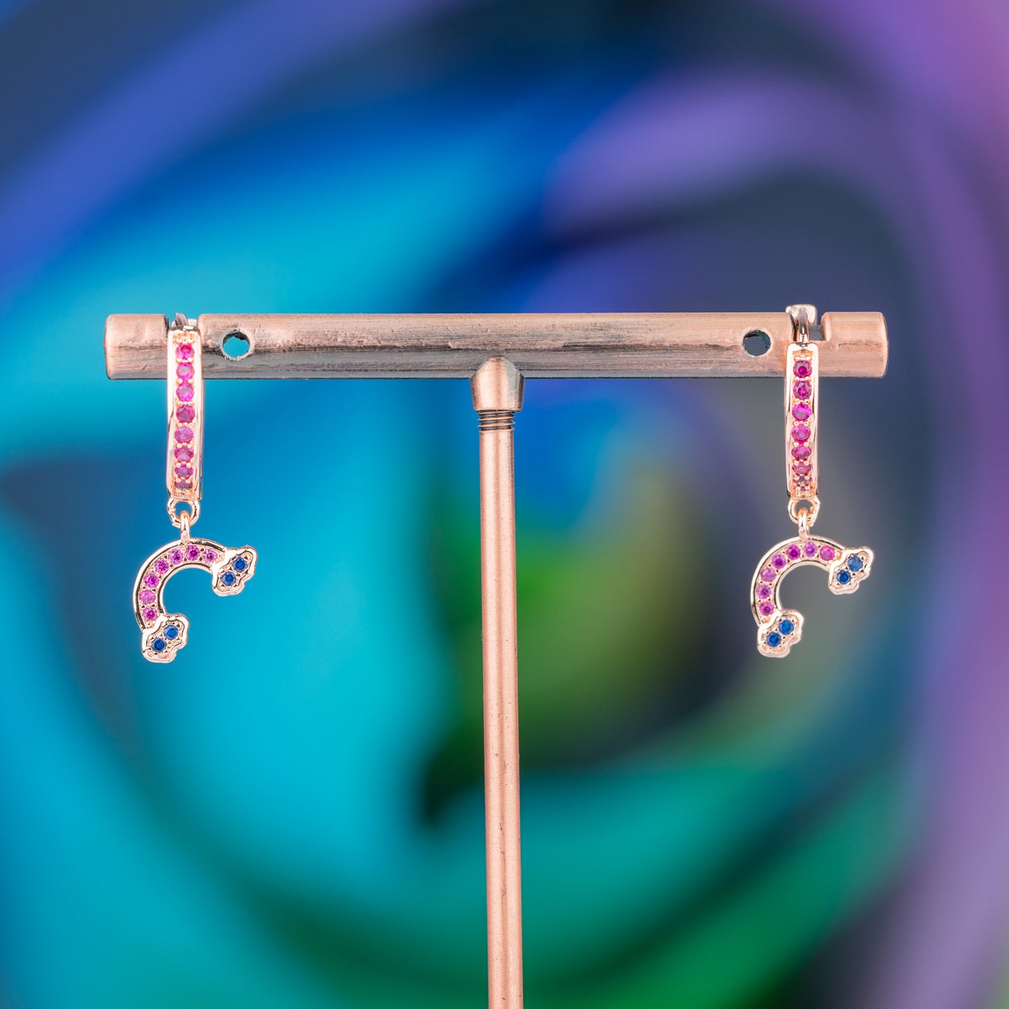 Orecchini Perno in Bronzo con Zirconi - Eleganza Arcobaleno Oro Rosa