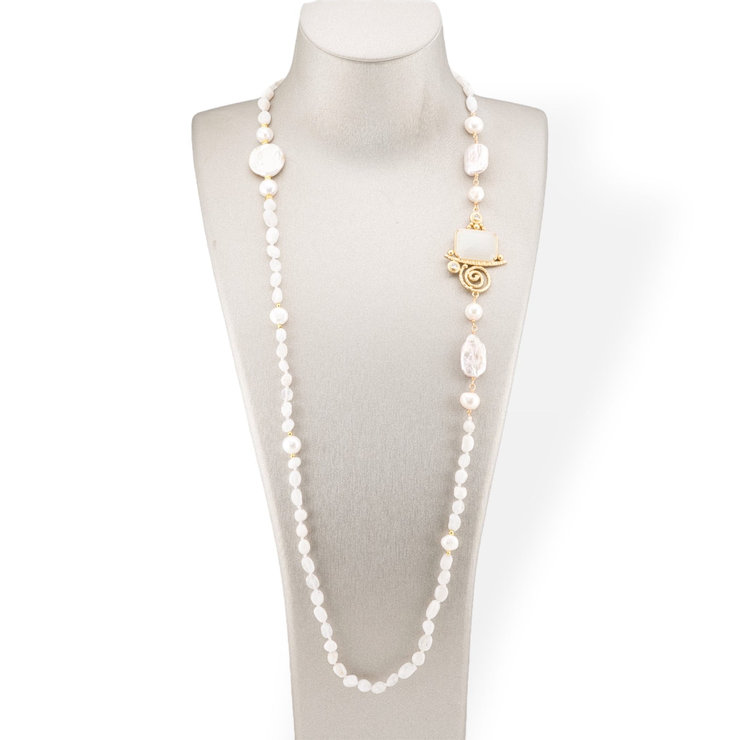 Tumbled Stone Bijoux Necklace With Baroque River Pearls And Bronze Center And Cat's Eye 90cm White