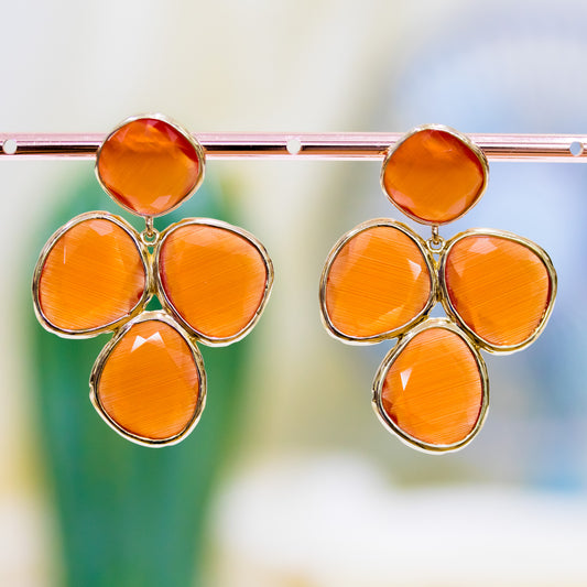 Elegance Bronze Cat Eye Earrings – Unique and Refined Style