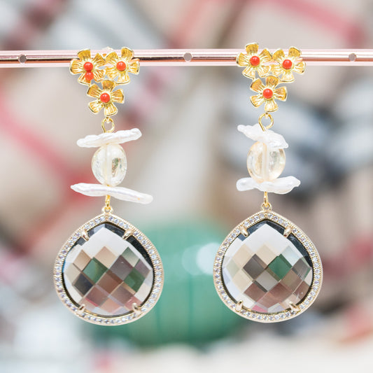 Natural Elegance: Bronze Earrings with Hard Stones and Smoked Zircons