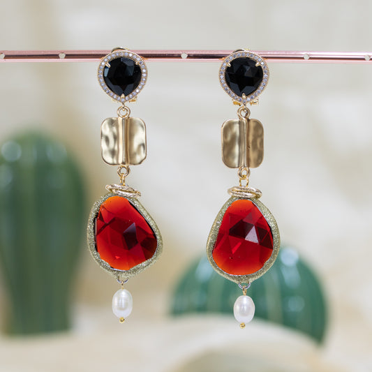 Elegant Bronze Earrings with Zirconia and Cat's Eye - A Touch of Luxury for Every Occasion