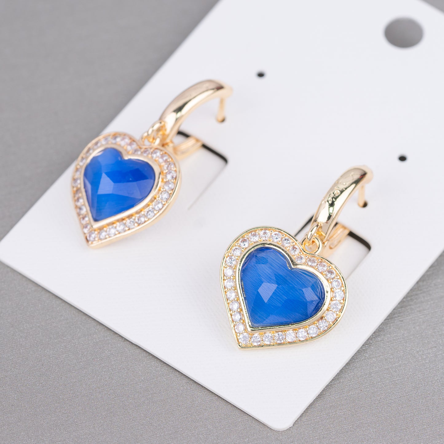 Bronze Closed Stud Earrings With Zirconia And Cat's Eye Heart 18x33mm Gold Blue